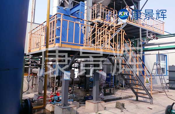 順流多效蒸發(fā)器設(shè)備屬于液膜濃縮設(shè)備的自然循環(huán)，傳熱率高，加熱時(shí)間短，適用于果汁和乳制品的生產(chǎn)。